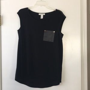 White House Black Market black top